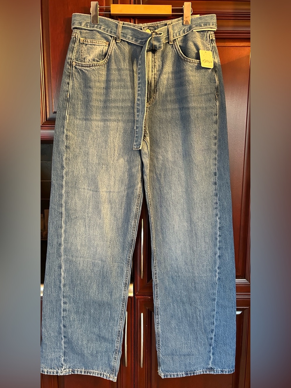 FREE PEOPLE x We The Free East Bay Cuffed Jeans/Spunky size 31 - Picture 12 of 16